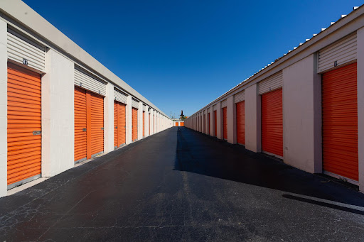 Self-Storage Facility «Public Storage», reviews and photos, 3080 W Pembroke Rd, Hallandale Beach, FL 33009, USA