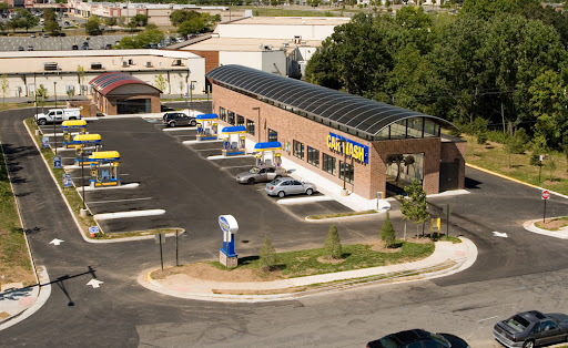 Splash & Dash Car Wash in Manassas