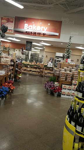 Supermarket «Hy-Vee», reviews and photos, 1403 N Veterans Pkwy, Bloomington, IL 61704, USA