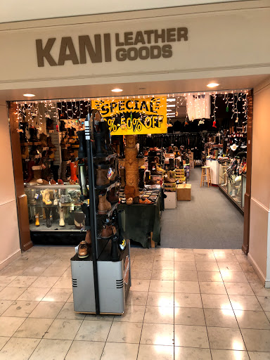 Kani Leather Goods