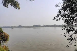 Kalyani Lake Park image