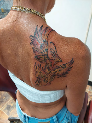 Tattoo Shop «Aces & Eights Tattoo Shop», reviews and photos, 6846 Park Blvd N, Pinellas Park, FL 33781, USA