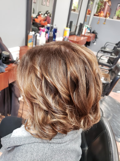 Hair Salon «Charlies Angels Unisex Salon», reviews and photos, 176 Windsor Hwy, New Windsor, NY 12553, USA