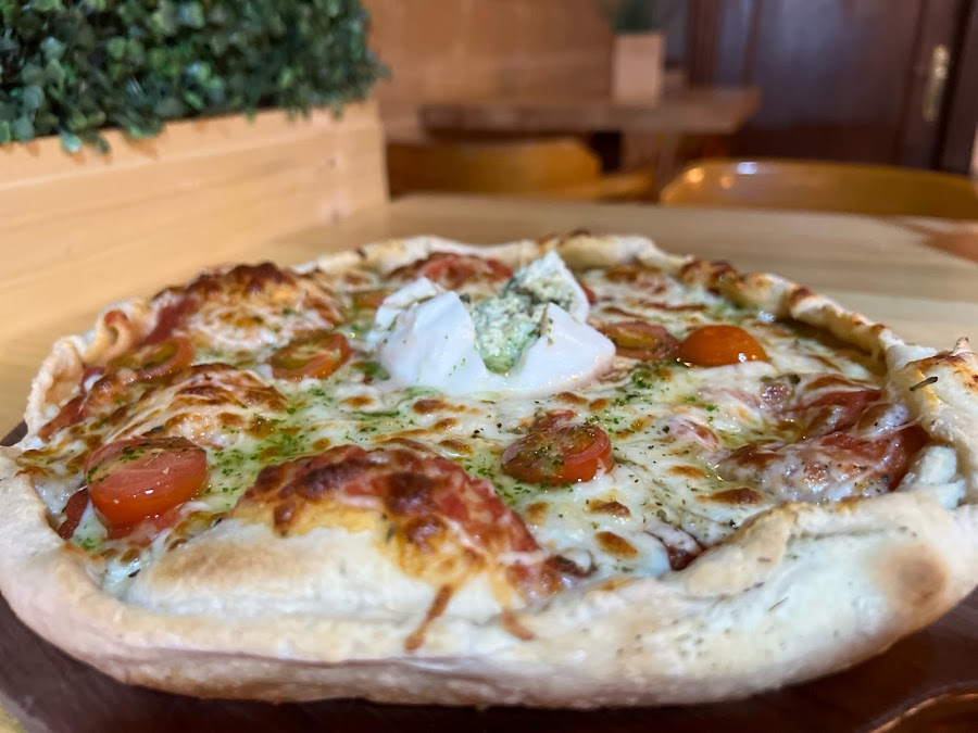 Pizzería,hamburguesería jous
