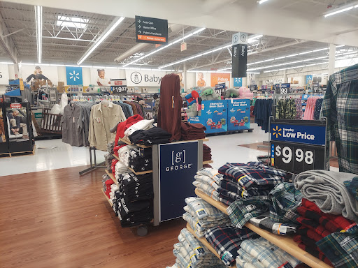 Discount Store «Walmart», reviews and photos, 8745 Branch Ave, Clinton, MD 20735, USA