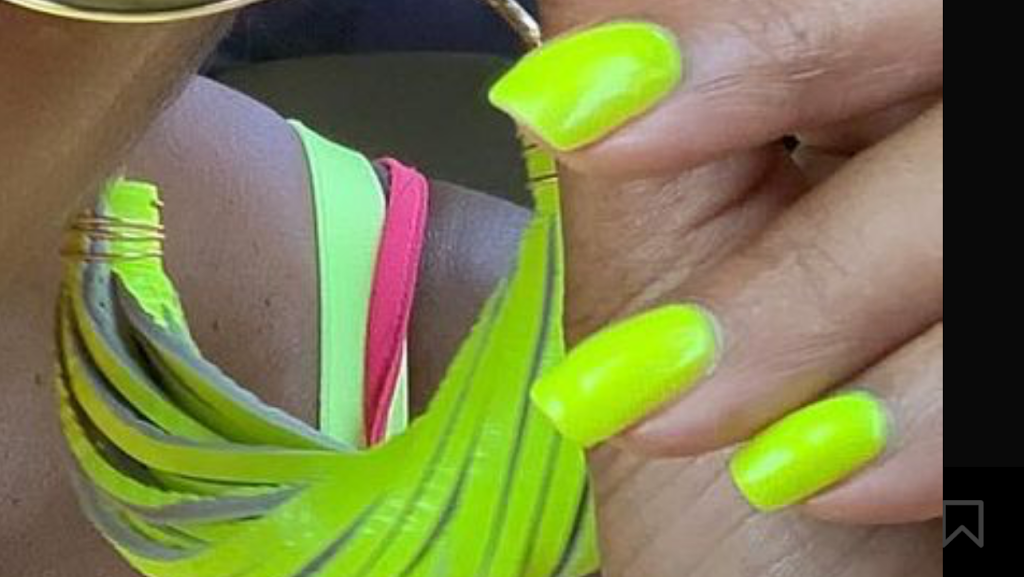 Neosole Nail Lounge 60461