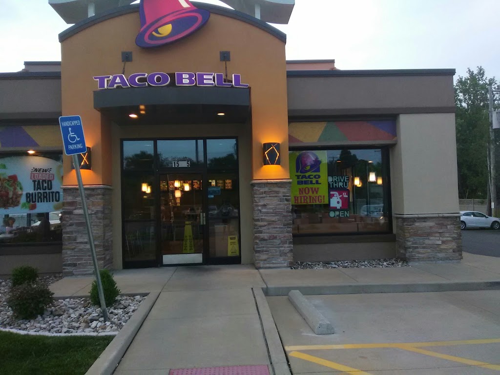 Taco Bell 63011