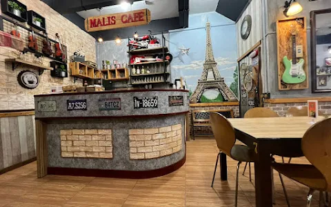 Malis Cafe & Restaurant image