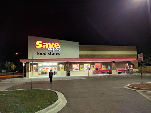 Save-A-Lot, 561 S Lewis Ave, Waukegan, IL 60085, USA, 