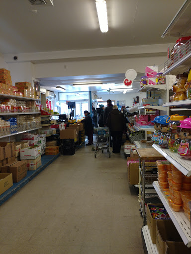 Asian household goods store Québec