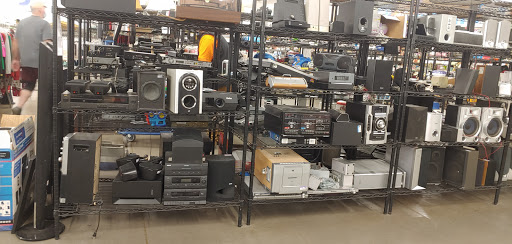 Thrift Store «Buckeye Goodwill Retail Store & Donation Center», reviews and photos