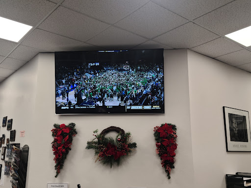 Car Dealer «Bickmore Auto Sales», reviews and photos, 2020 E Powell Blvd, Gresham, OR 97080, USA