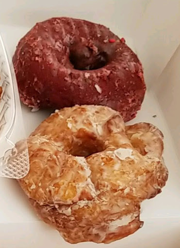Donut Shop «Le Donut», reviews and photos, 2803 Old Spanish Trail, Houston, TX 77054, USA