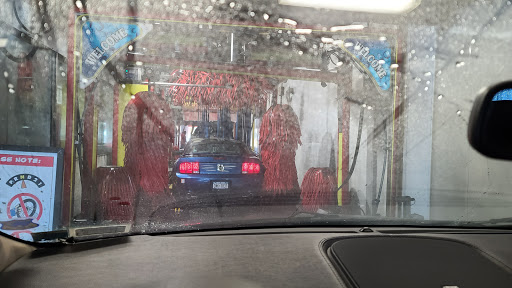 Car Wash «Island Car Wash», reviews and photos, 1830 Middle Country Rd, Centereach, NY 11720, USA