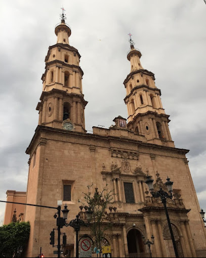 Catedral de León (Basílica Metropolitana de La Madre Santísima de la Luz)