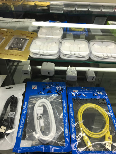 Mobile Phone Repair Shop «Phone Repair Cherry Hill», reviews and photos, 3495 Haddonfield Rd #3, Pennsauken Township, NJ 08109, USA