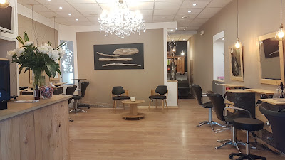 MUST - Coiffure - Esthétique à Aix-en-Provence