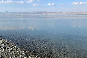 Lake Erçek image