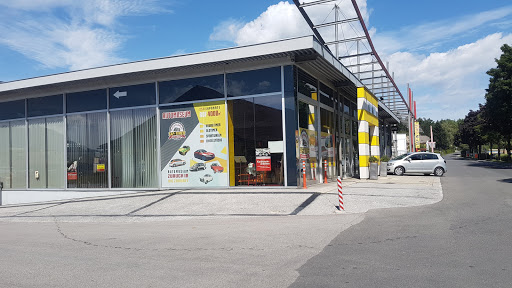 Ferrari shop Klagenfurt