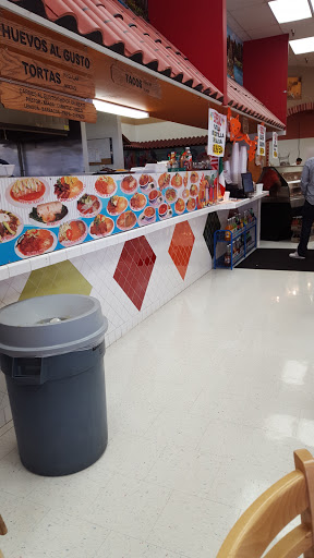 Grocery Store «Super Mercado Mexico», reviews and photos, 970 SE Oak St, Hillsboro, OR 97123, USA