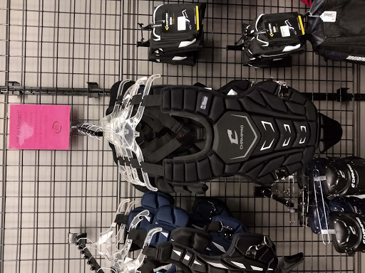 Sporting Goods Store «Play It Again Sports», reviews and photos, 1213 W 14 Mile Rd, Clawson, MI 48017, USA