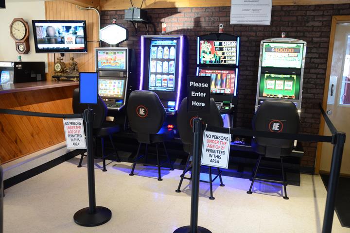 Brickyard Bar & Grill 61430