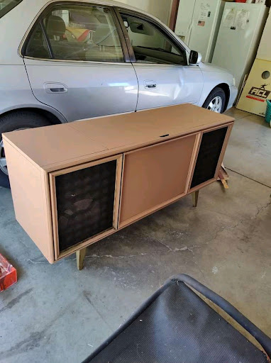 Used Furniture Store «New & Again Consignment Furniture Gallery», reviews and photos, 210 S School St, Lodi, CA 95240, USA