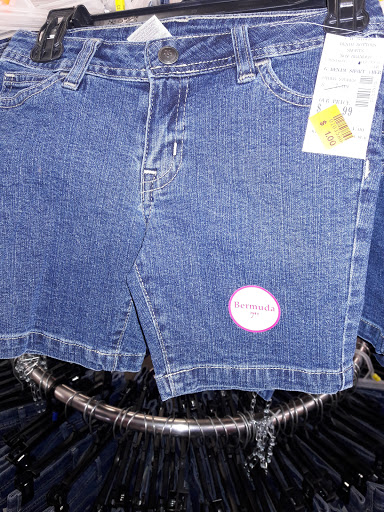 Discount Store «Factory 2-U (Fallas Discount Stores)», reviews and photos, 6813 Eastern Ave, Bell Gardens, CA 90201, USA