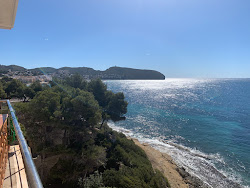 Moraira Plajı'in fotoğrafı doğal alan içinde bulunmaktadır
