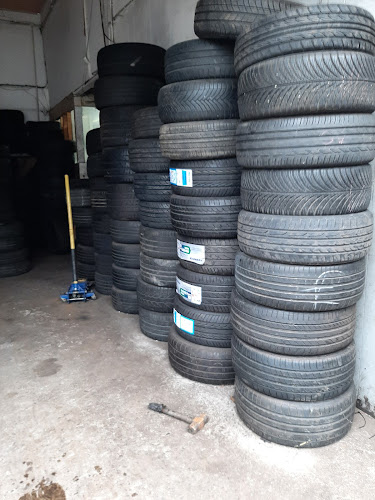 Reviews of Khan Tyres Ltd in Birmingham - Tire shop