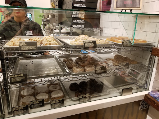 Donut Shop «Donut Friend», reviews and photos, 5107 York Blvd, Los Angeles, CA 90065, USA