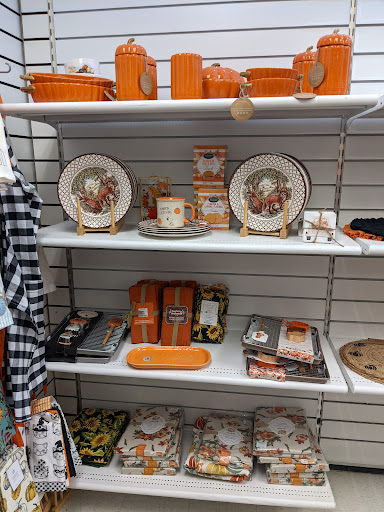 Department Store «Marshalls», reviews and photos, 1832 86th St, Brooklyn, NY 11214, USA