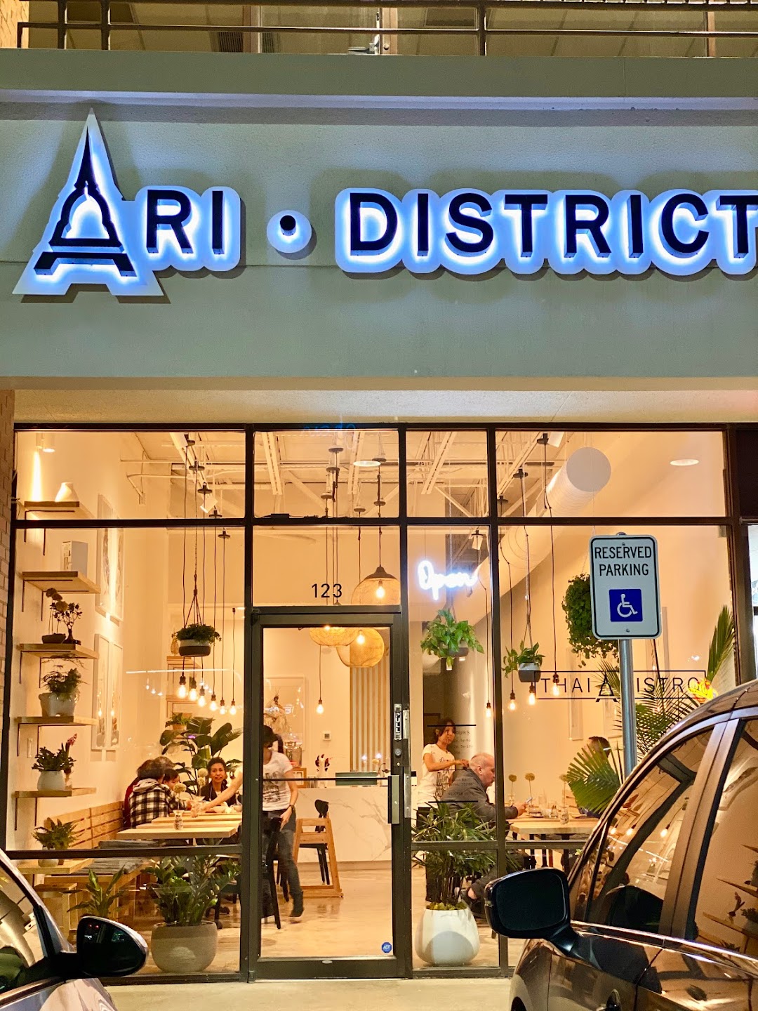 Ari District Thai Bistro