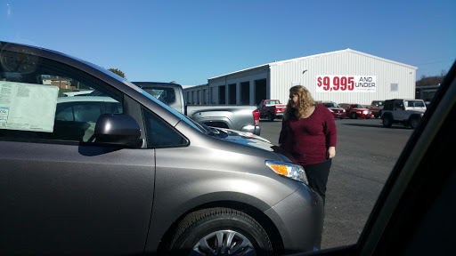 Toyota Dealer «Toyota of Bristol», reviews and photos, 3045 W State St, Bristol, TN 37620, USA