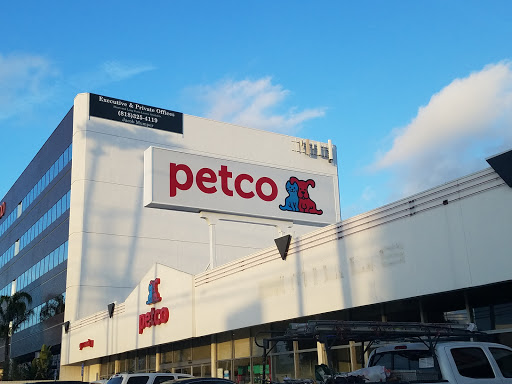 Pet Supply Store «Petco Animal Supplies», reviews and photos, 5850 Sepulveda Blvd, Van Nuys, CA 91411, USA