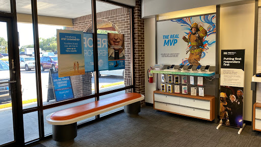 Cell Phone Store «AT&T», reviews and photos, 2020 W Brandon Blvd, Brandon, FL 33511, USA