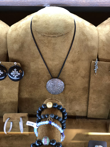 Jewelry Store «PERSONA JEWELRY», reviews and photos, 62 Charles St, Boston, MA 02114, USA