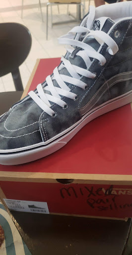 Shoe Store «Vans», reviews and photos, 701 Lynnhaven Pkwy, Virginia Beach, VA 23452, USA