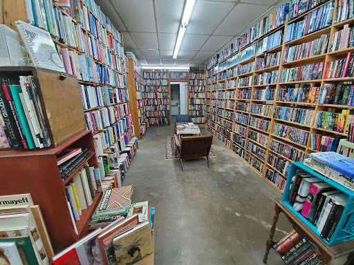 Used Book Store «Paperbacks Plus», reviews and photos, 108 E Davis St, Mesquite, TX 75149, USA