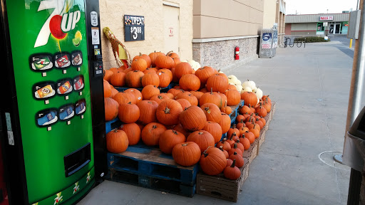 Supermarket «Walmart Neighborhood Market», reviews and photos, 2111 N Amidon Ave, Wichita, KS 67203, USA