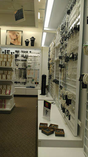 Shopping Mall «Town Center at Cobb», reviews and photos, 400 Ernest W Barrett Pkwy NW, Kennesaw, GA 30144, USA