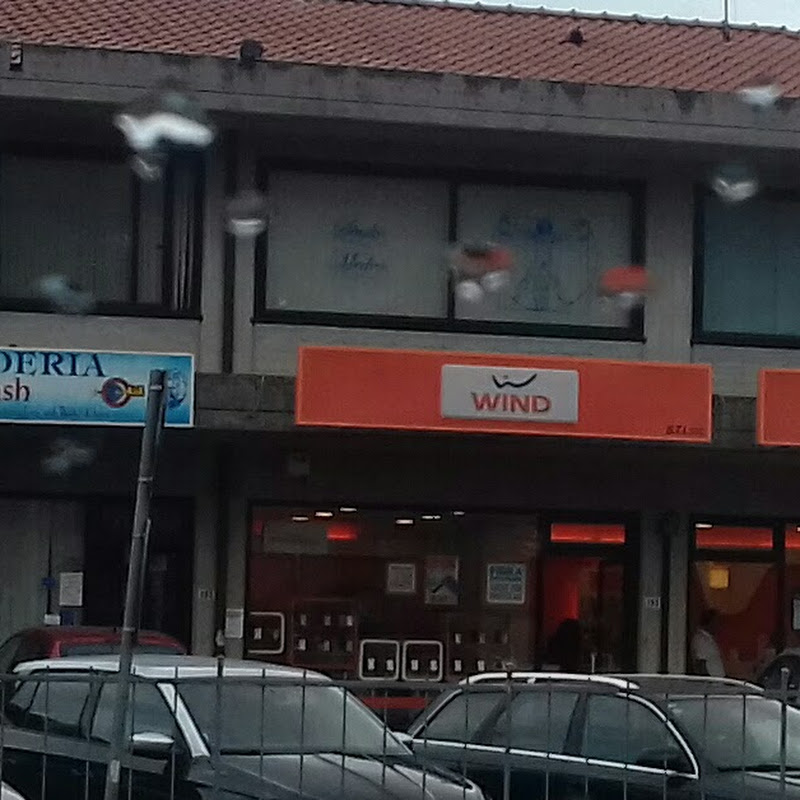 WIND Shop Massa Via Giosuè Carducci 155