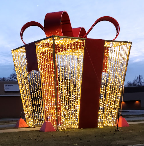 Shopping Mall «Birch Run Premium Outlets», reviews and photos, 12240 S Beyer Rd, Birch Run, MI 48415, USA