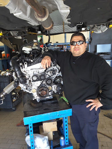 Car Dealer «MINI of Fairfield County», reviews and photos, 154 Post Rd, Darien, CT 06820, USA