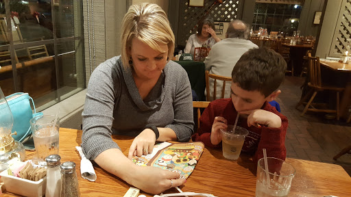 American Restaurant «Cracker Barrel Old Country Store», reviews and photos, 2012 E 59th St, Anderson, IN 46013, USA