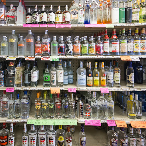 Liquor Store «11th Avenue Liquor», reviews and photos, 1040 SE Hawthorne Blvd, Portland, OR 97214, USA