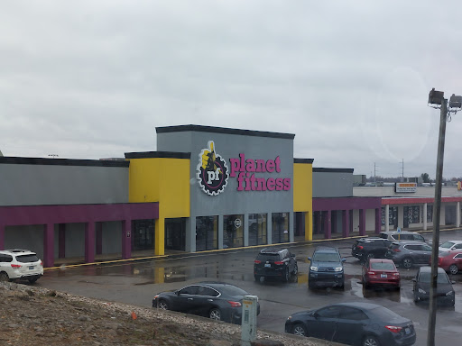 Gym «Planet Fitness», reviews and photos, 1111 N Dixie Hwy #17, Elizabethtown, KY 42701, USA