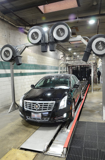 Car Wash «Platinum Car Wash & Lube Center», reviews and photos, 20 E Loop Rd, Wheaton, IL 60189, USA