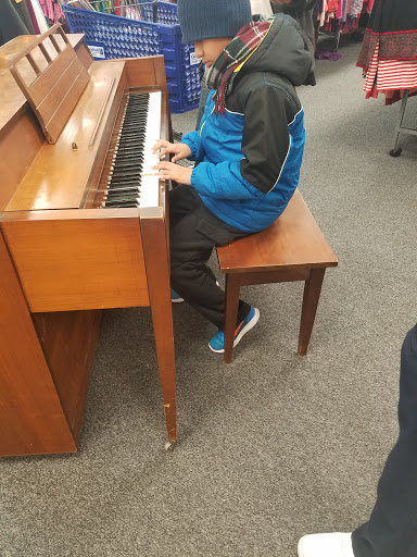 Thrift Store «Goodwill Retail Store & Donation Center», reviews and photos