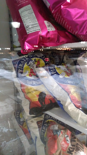 Home Goods Store «Tuesday Morning», reviews and photos, 23314 Farmington Rd, Farmington, MI 48336, USA